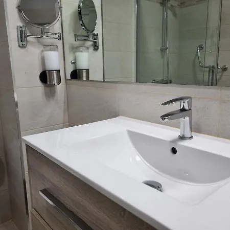 131a - Espectacular 8 Personas Puerto By R2r Consulting Apartament